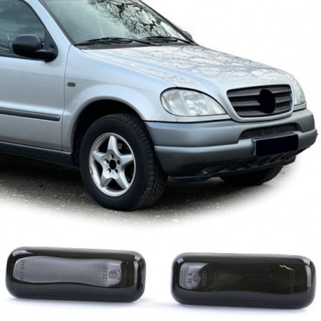 Farovi i rasvjeta RACES LED bočni žmigavci za Mercedes ML W163 prefacelift 98-01, crno-dimljena | race-shop.hr