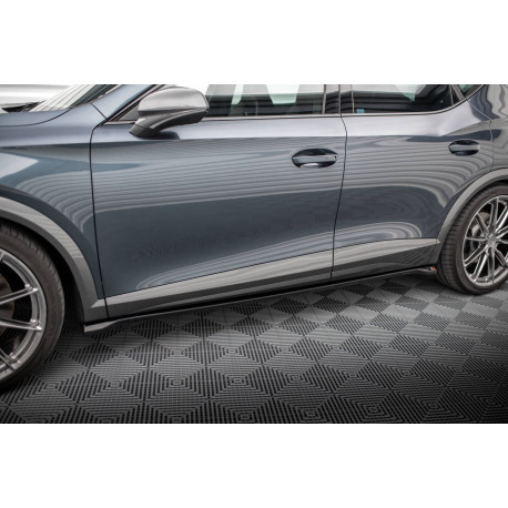 Body kit i vizualni dodaci Difuzori bočnih pragova V2 Cupra Formentor Mk1 | race-shop.hr