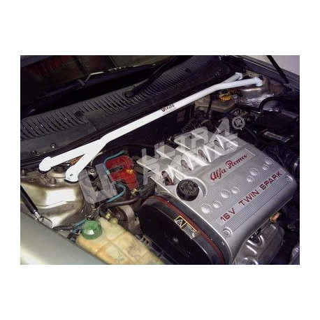 Povezivači muldi Alfa Romeo 156 UltraRacing 2-točkasti Gornji povezivač muldi/poveziva šipka prednjih amortizera | race-shop.hr