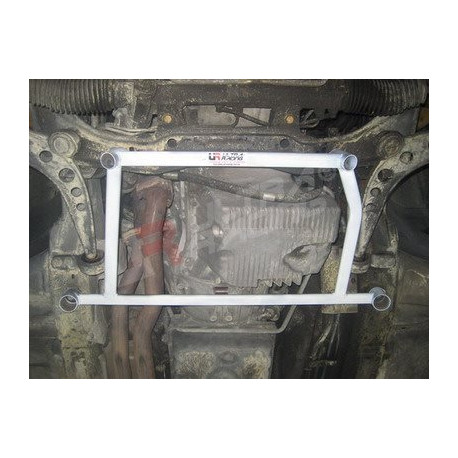 Povezivači muldi BMW 3-Series E36 318/328 UltraRacing donji povezivač muldi "H-Brace" prednjeg poda - 4-točkasti | race-shop.hr