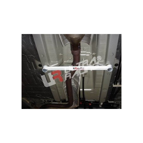 Povezivači muldi Toyota Yaris HB/Sedan 05+ UltraRacing 2-točkasti donji povezivač srednjeg poda | race-shop.hr
