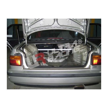 Povezivači muldi Honda Accord 90-93 UltraRacing 2-točkasti Gornji povezivač muldi/poveziva šipka stražnjih amortizera | race-shop.hr
